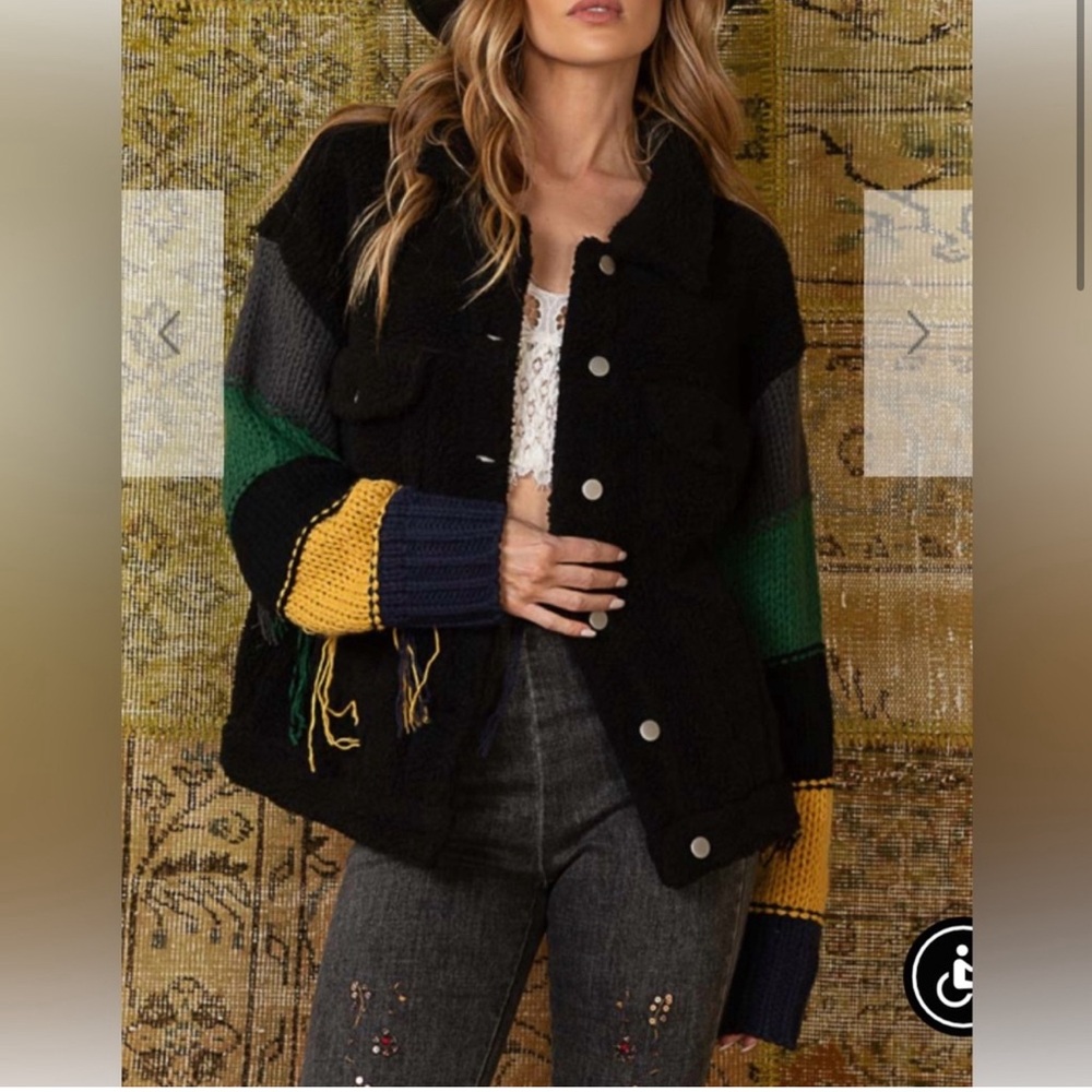 POL Women's Black Colorblock Knit Sleeve Jacket